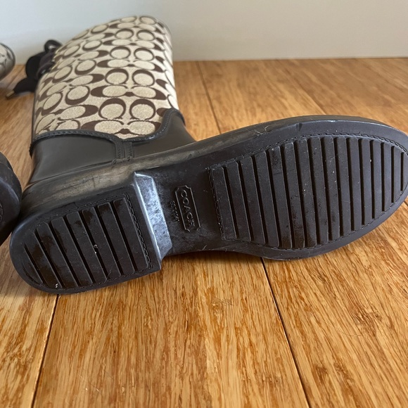 Coach Tristee Rainboots - Picture 2 of 9